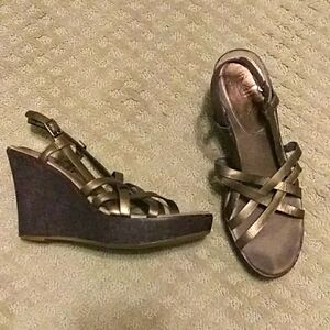 Mia metallic leather burnished gold/bronze platform sandals